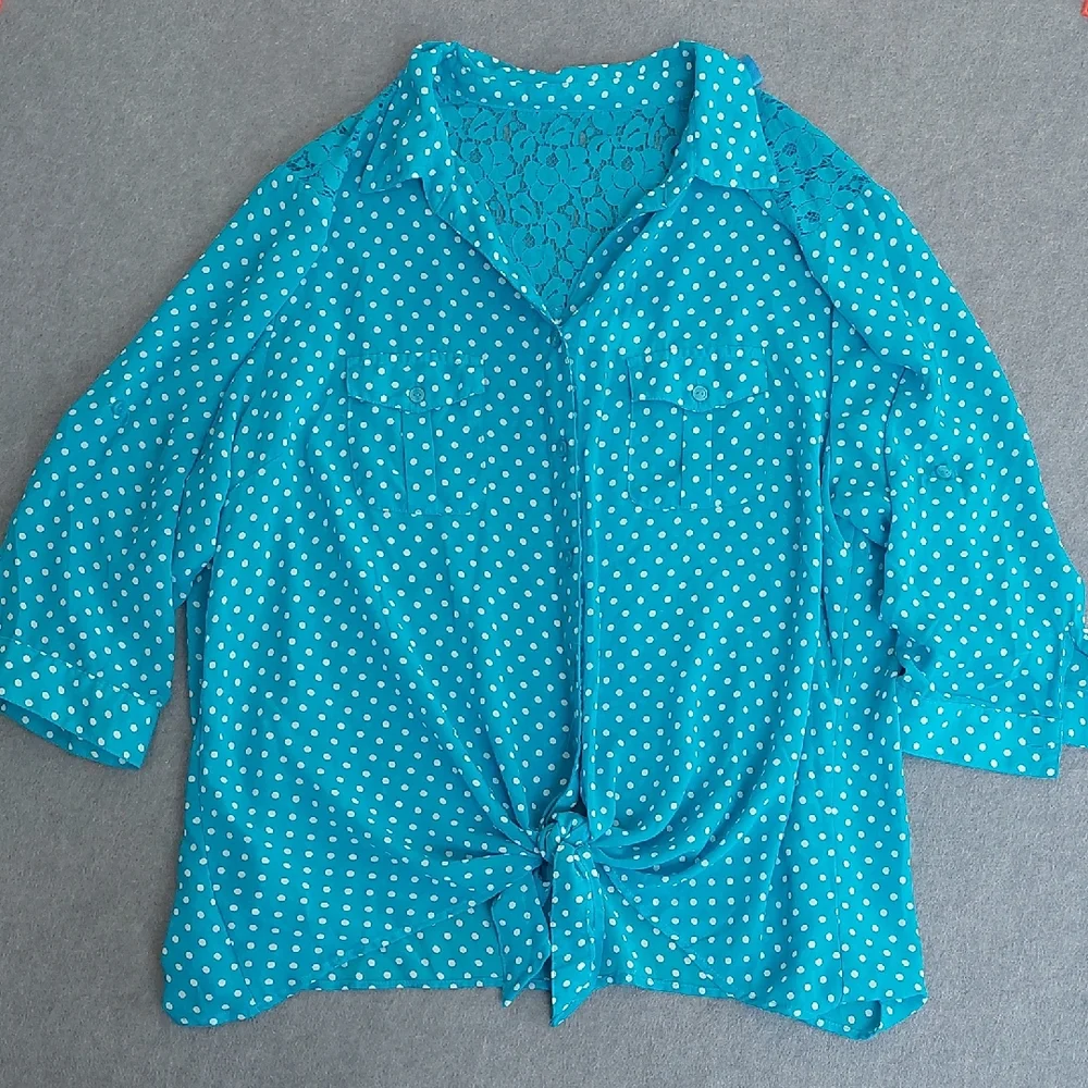 Allison Brittney Woman Turquoise Polka Dot Tie-Front Top 3X Lace Back - Picture 1 of 6